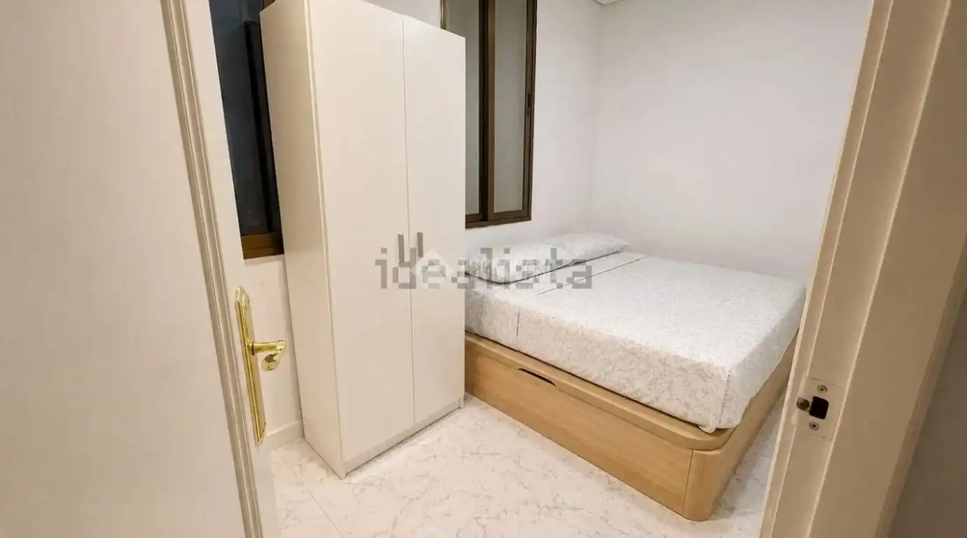 Habitación de Piso en venta en Valencia con Aire acondicionado y Parquet