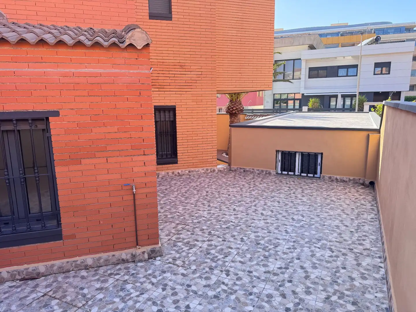 Terraza de Casa o chalet en venta en Roquetas de Mar con Aire acondicionado, Jardín privado y Terraza