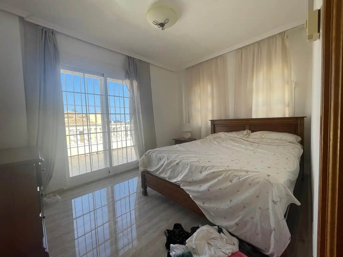Dormitori de Casa adosada en venda en Torrevieja amb Aire condicionat, Calefacció i Jardí privat