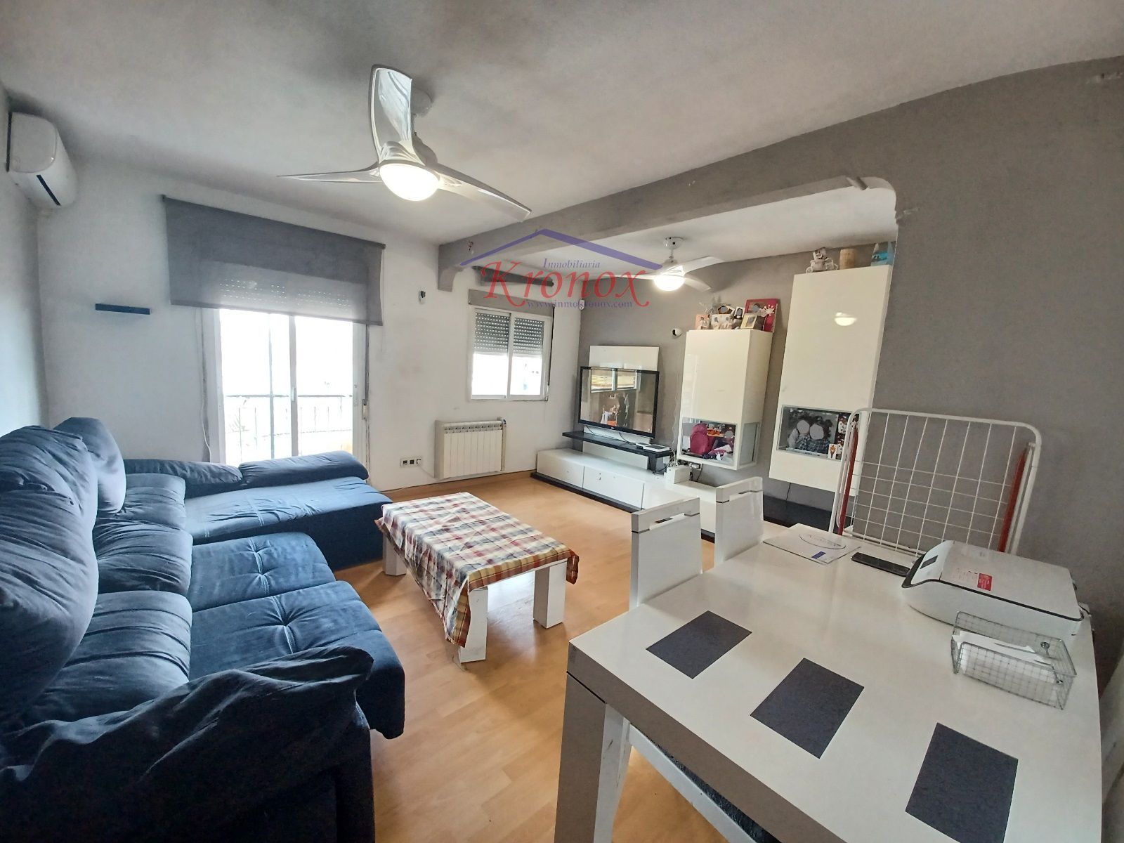 Living room of Flat for sale in  Madrid Capital  with Air Conditioner, Heating and Terrace