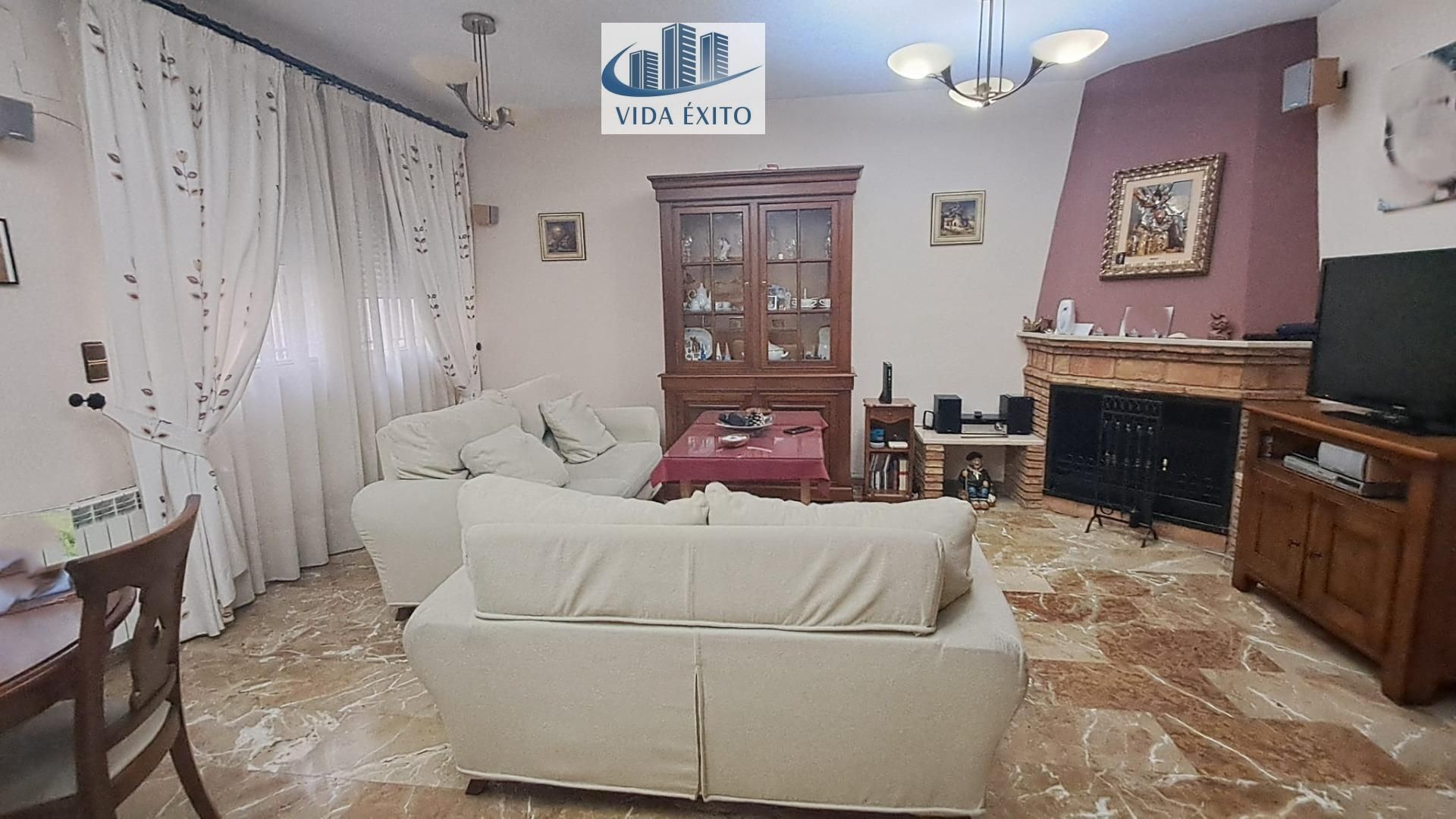 Living room of House or chalet for sale in  Jaén Capital  with Air Conditioner, Terrace and Balcony