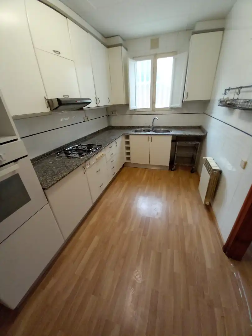Küche von Haus oder Chalet zur Miete in Barcelona mit Klimaanlage, Heizung und Parkett