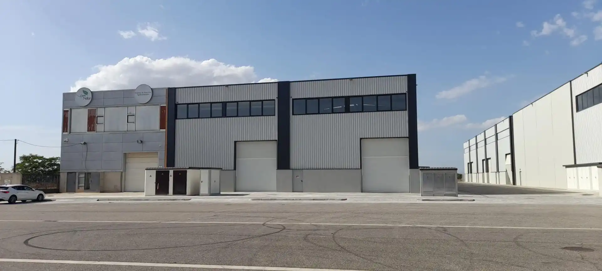 Nau industrial de lloguer a Magraners