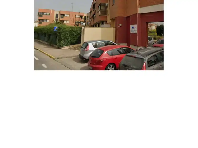 Parkplatz von Lagerraum zum Verkauf in Cebolla, Toledo