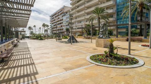 Foto 2 de Piso en venta en Calle Alonso de Bazán, 3, Marbella, Spain, 3, Playa Bajadilla - Puertos, Marbella