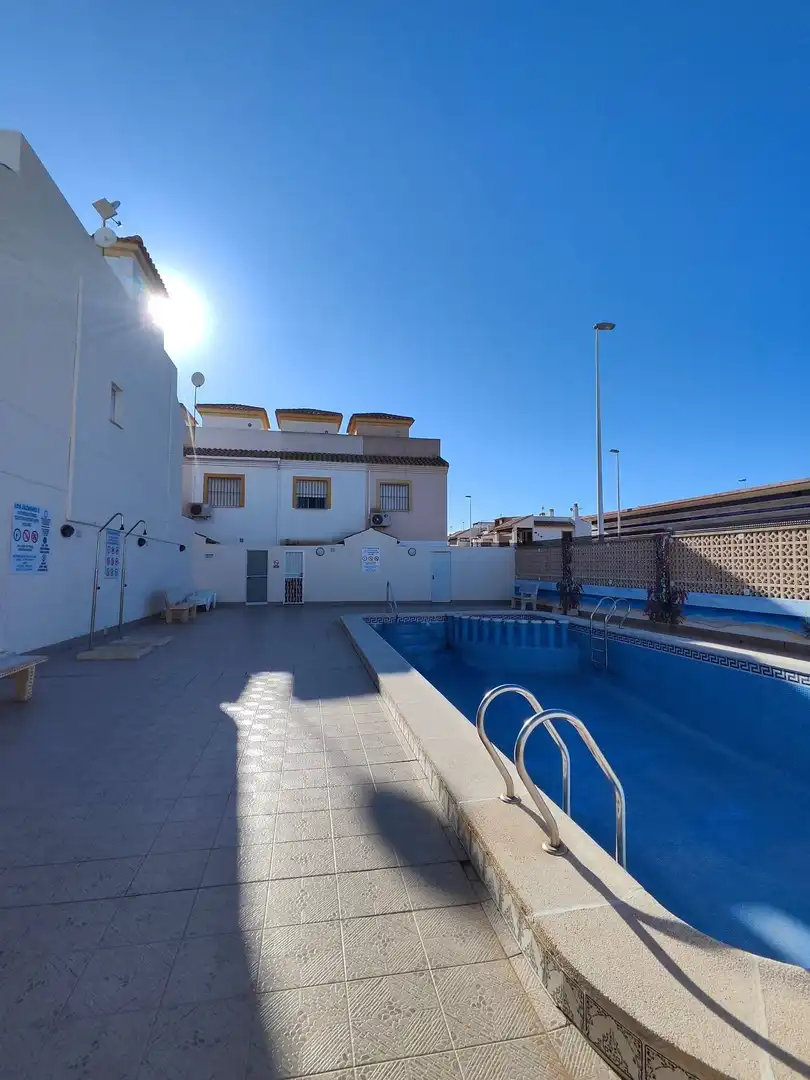 Casa adosada en venda a Los Peñascos - El Salero - Los Imbernones