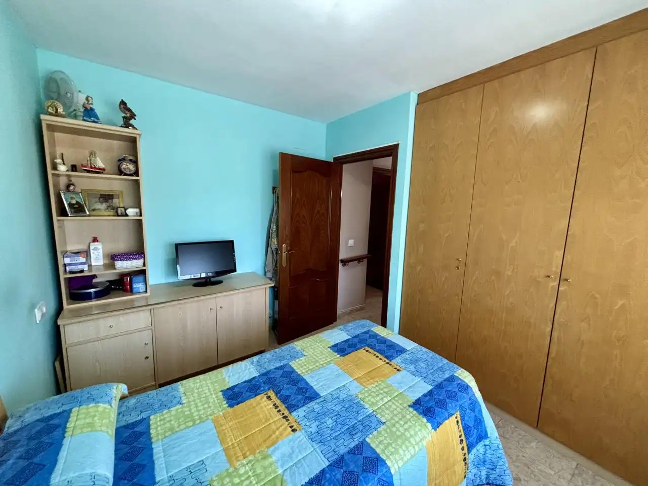 Habitación de Casa adosada en venta en Valls con Aire acondicionado, Calefacción y Jardín privado
