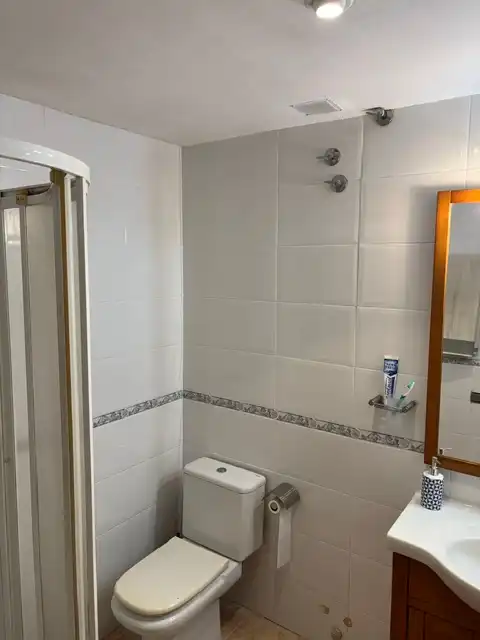 Bathroom of Flat for sale in Premià de Mar  with Air Conditioner, Heating and Storage room