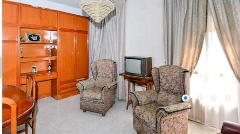 Foto 2 de Apartamento en venta en Miralvalle - Av. Virgen del Puerto - La Data, Plasencia