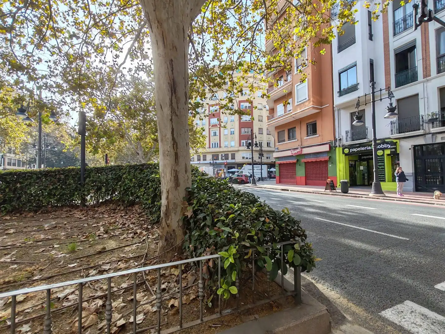 Vista exterior de Oficina de alquiler en Valencia con Aire acondicionado