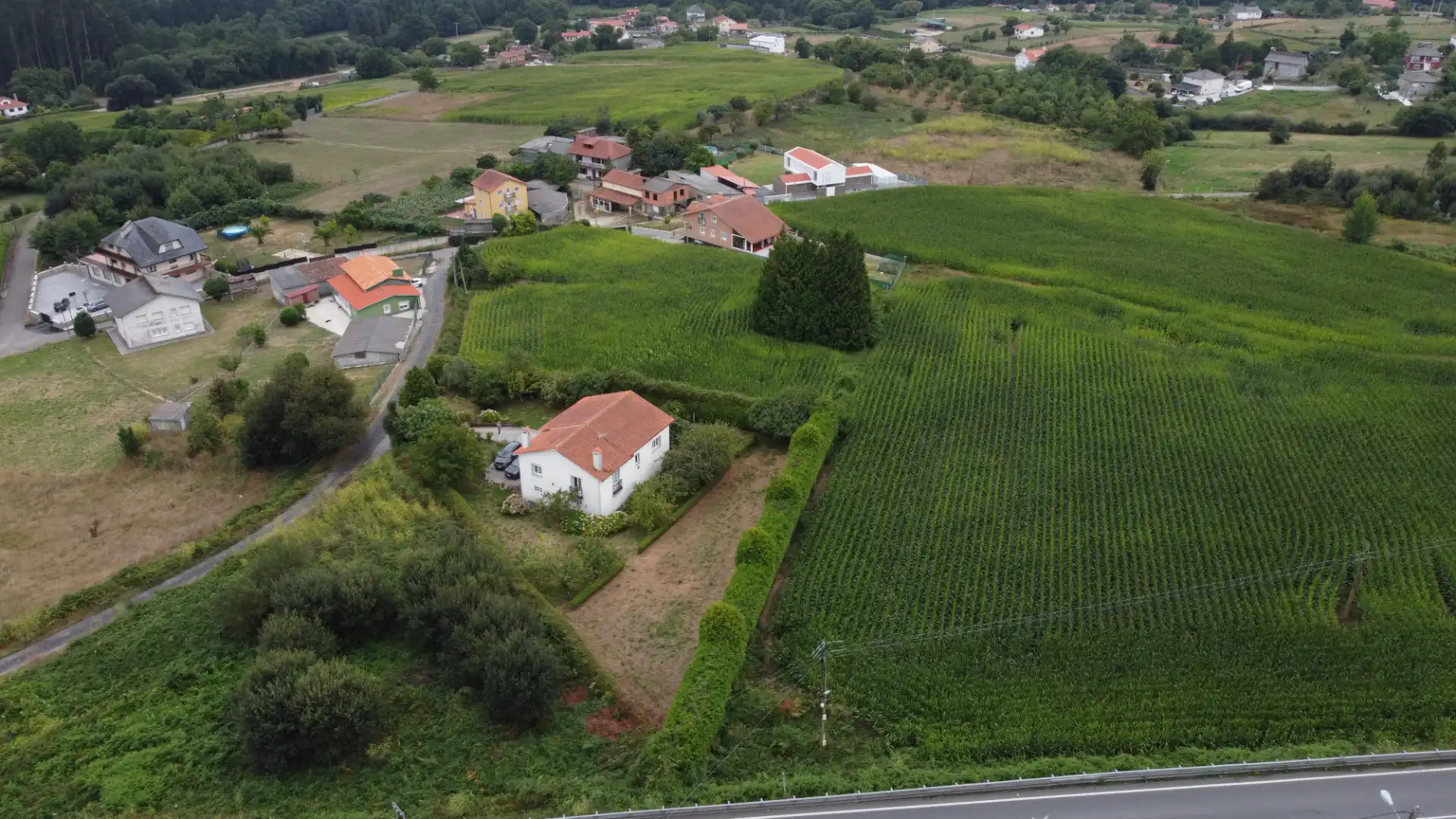 Houses for sale in Abegondo  with Heating, Private garden and Parquet flooring