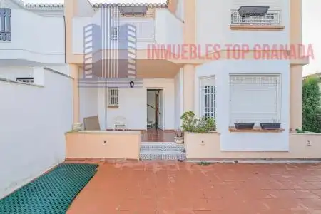 Houses for sale in Albolote