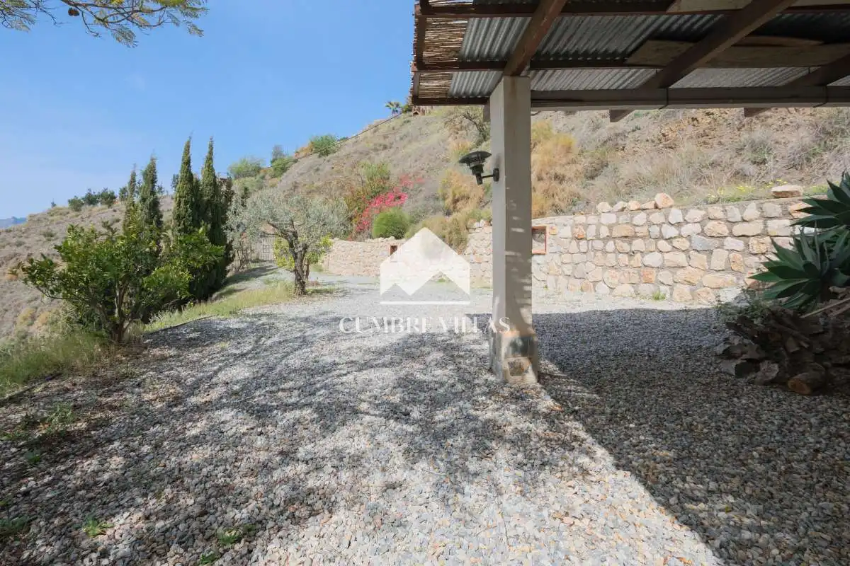Casa rústica amb jardí en venda a Ítrabo, imagen 102