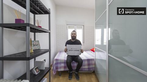 Photo 4 of Flat to rent in Valdeacederas, Madrid