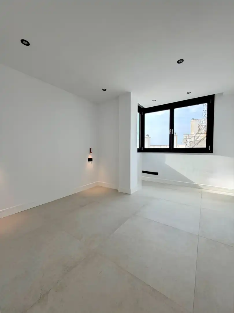 Ático en venta en Málaga con Aire acondicionado, Calefacción y Jardín privado