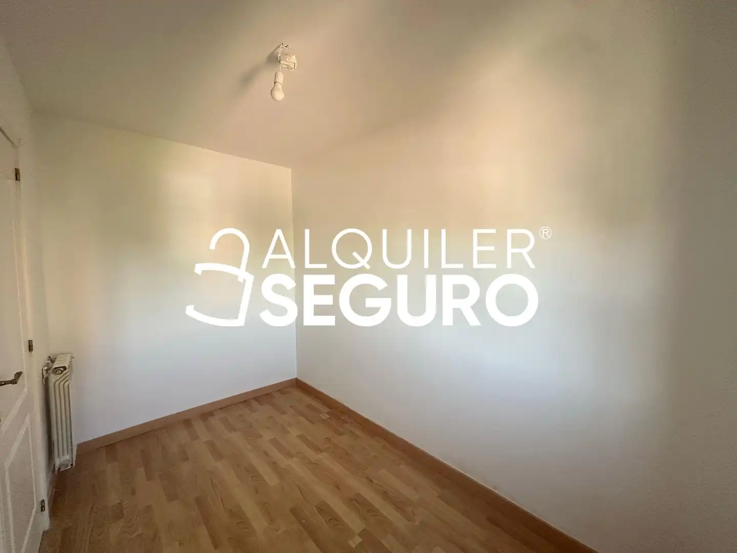 Schlafzimmer von Wohnung zur Miete in Madrid mit Klimaanlage, Heizung und Terrasse