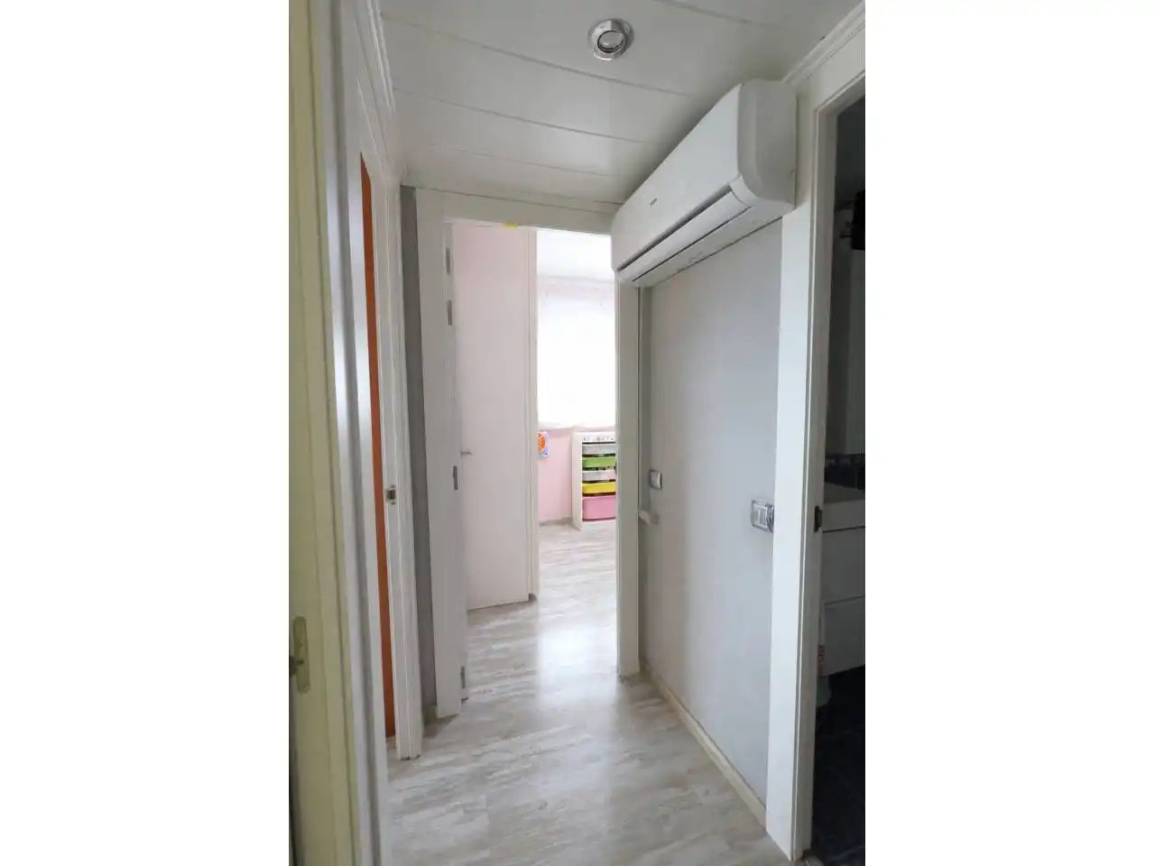 Piso en venta en L'Hospitalet de Llobregat con Aire acondicionado, Calefacción y Parquet