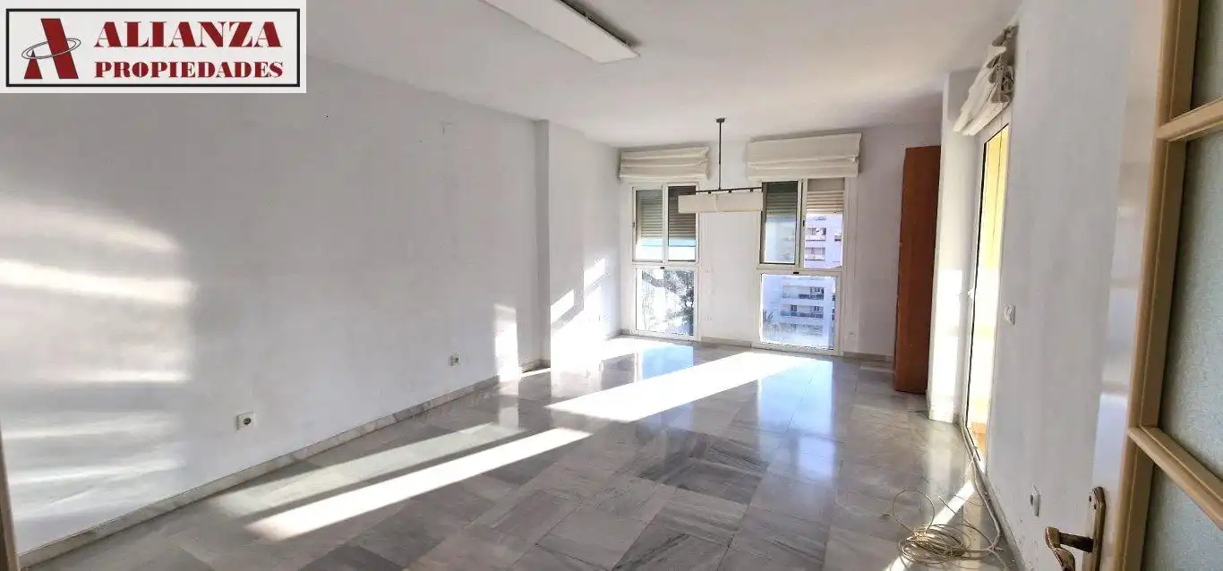 Wohnung mit Pool zum Verkauf in Carretera de Cádiz, imagen 4