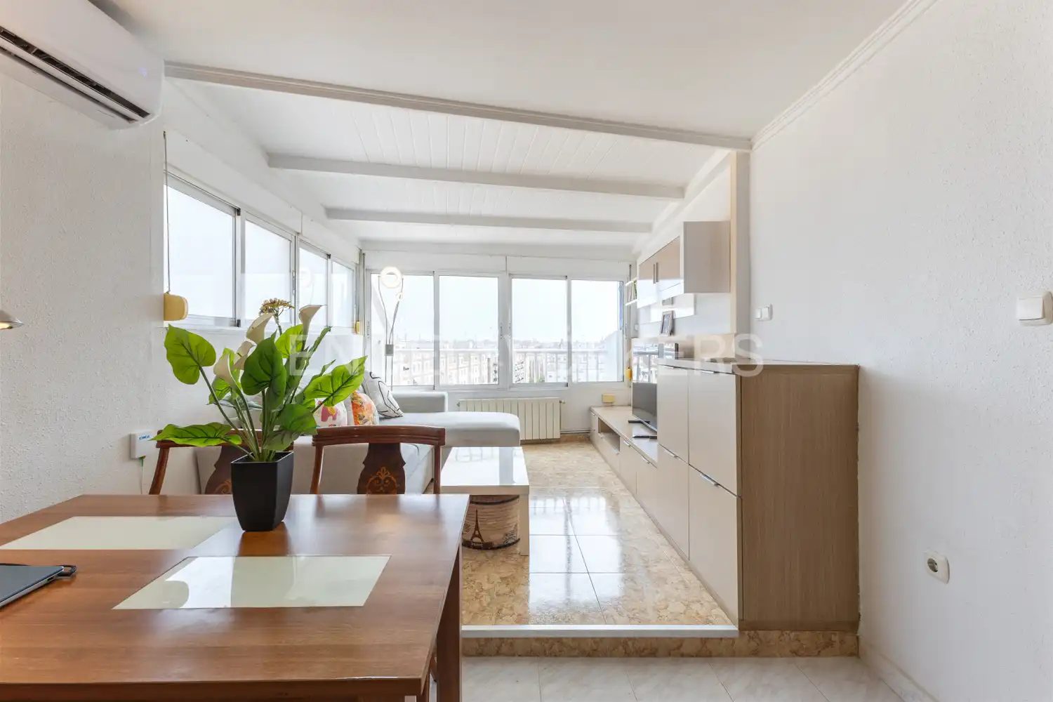 Sala de estar de Piso en venta en Valencia con Aire acondicionado, Calefacción y Amueblado