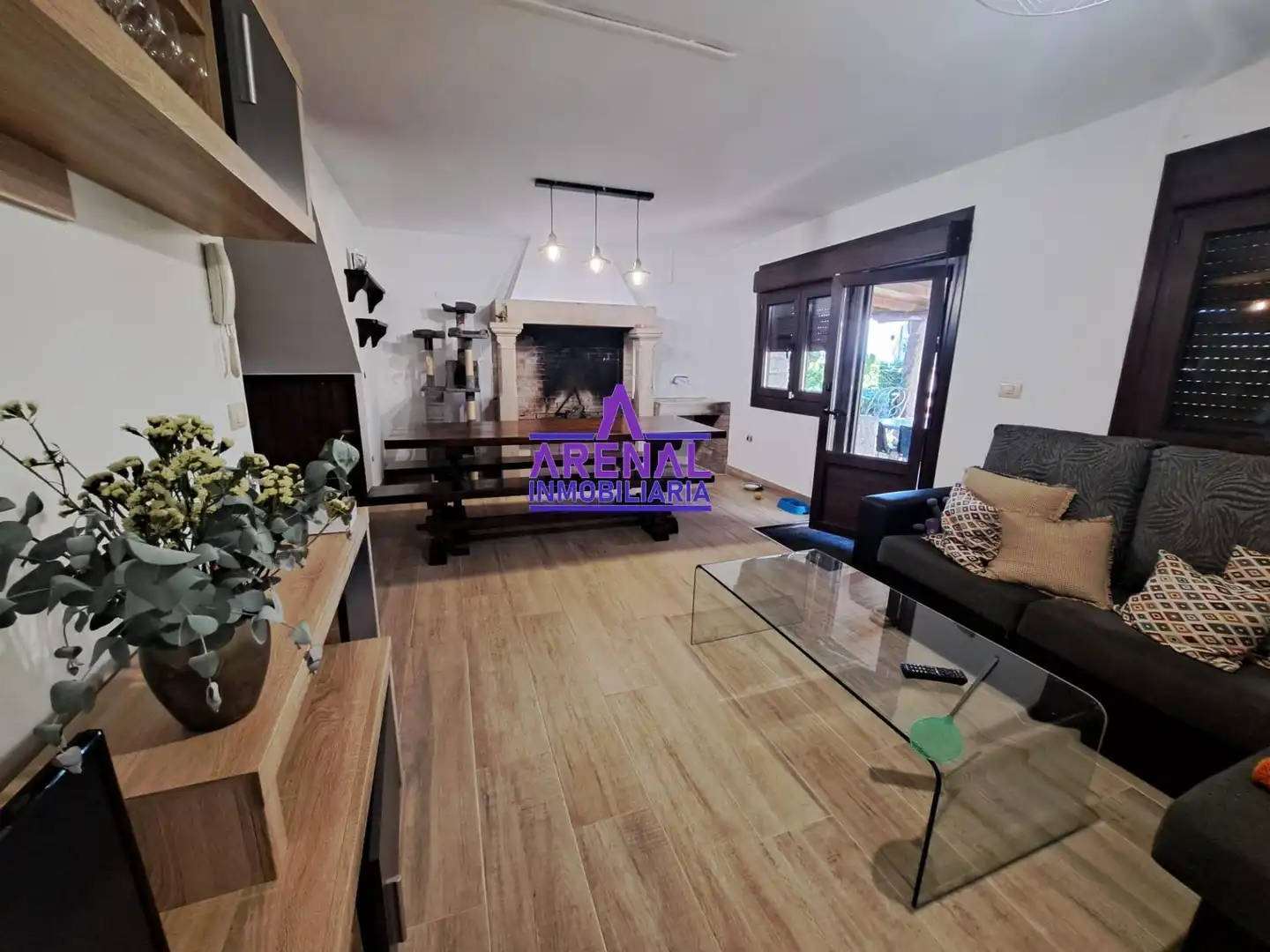 Sala de estar de Casa o chalet en venta en A Pobra do Caramiñal con Calefacción y Jardín privado