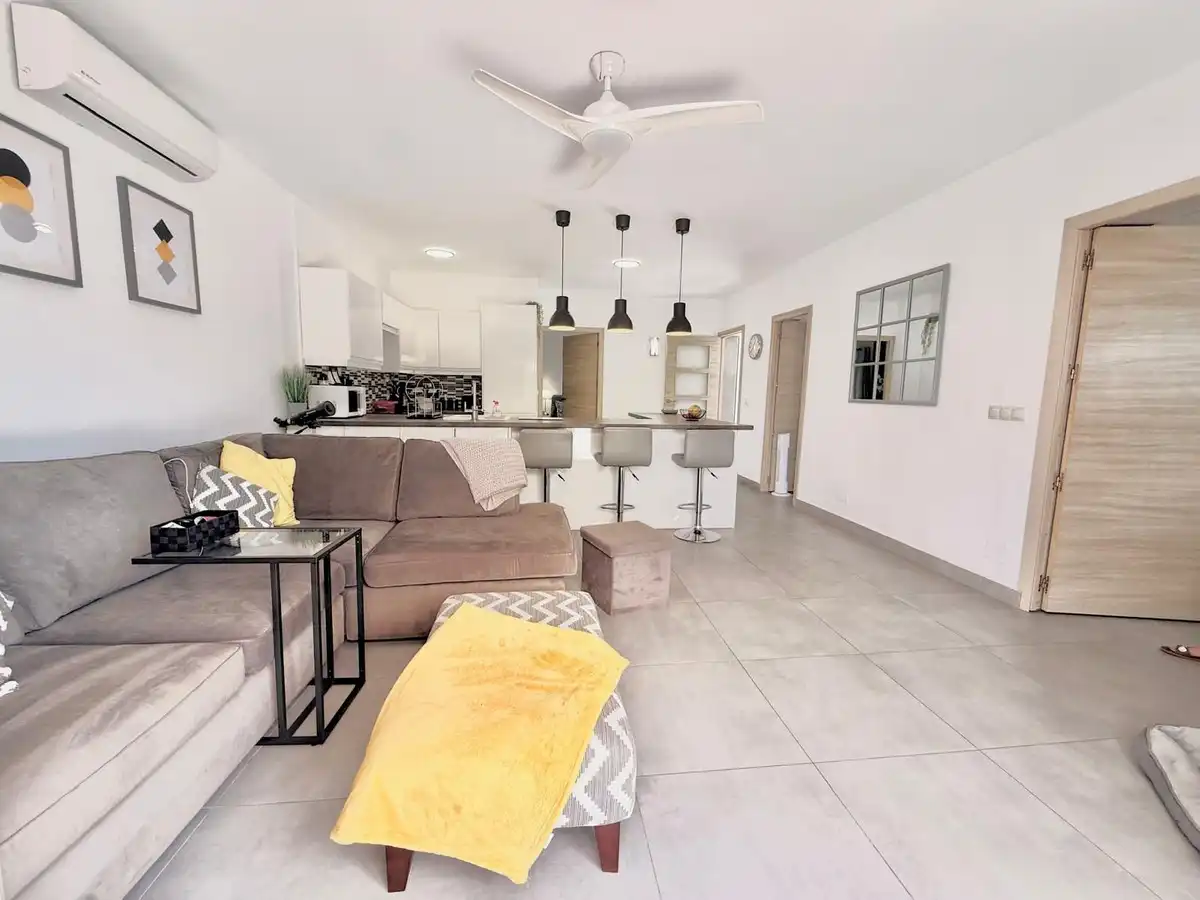 Living room of Detached homes for sale in Benalmádena  with Air Conditioner, Heating and Private garden