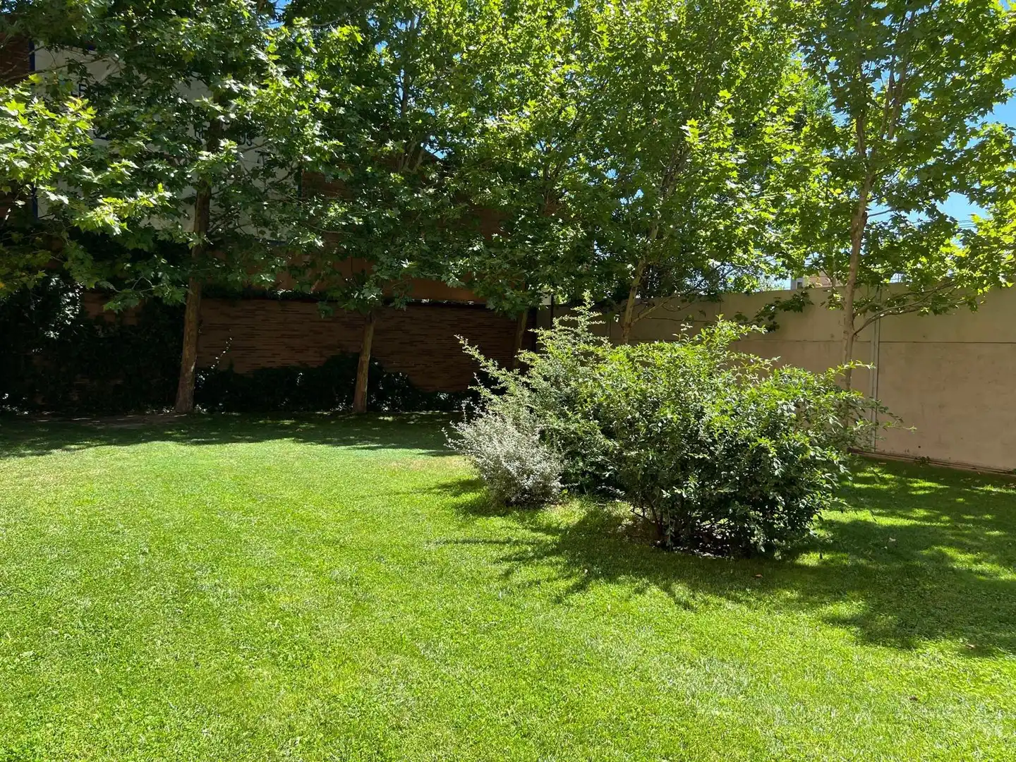 Jardín de Apartamento en venta en Madrid con Aire acondicionado, Calefacción y Amueblado