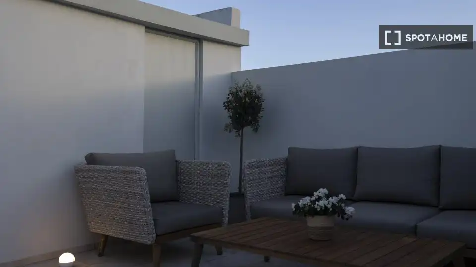 Terrace of Apartments for share in San Cristóbal de la Laguna  with Air Conditioner, Terrace and Furnished