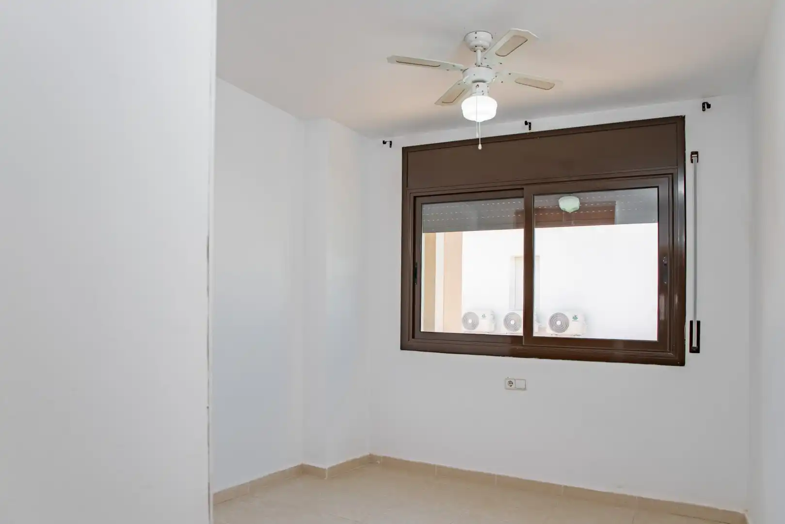 Villa con terrazza in vendita a Montgoda, imagen 21