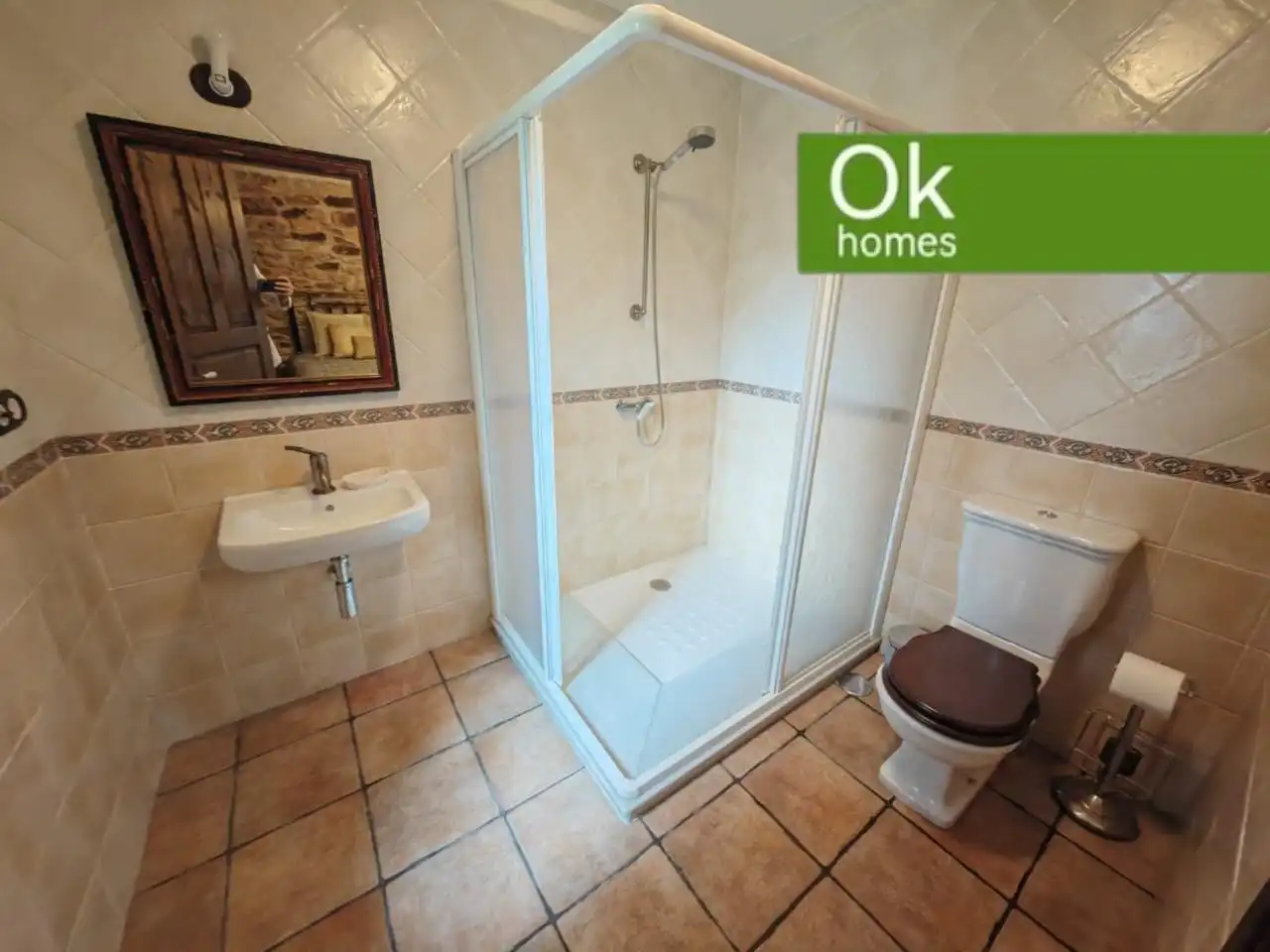 Badezimmer von Country house zum Verkauf in Sobrado (A Coruña) mit Heizung, Privatgarten und Parkett