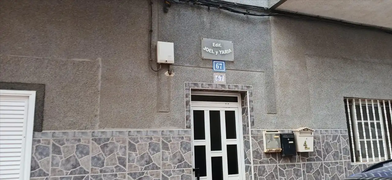 Vista exterior de Pis en venda en Arona amb Terrassa