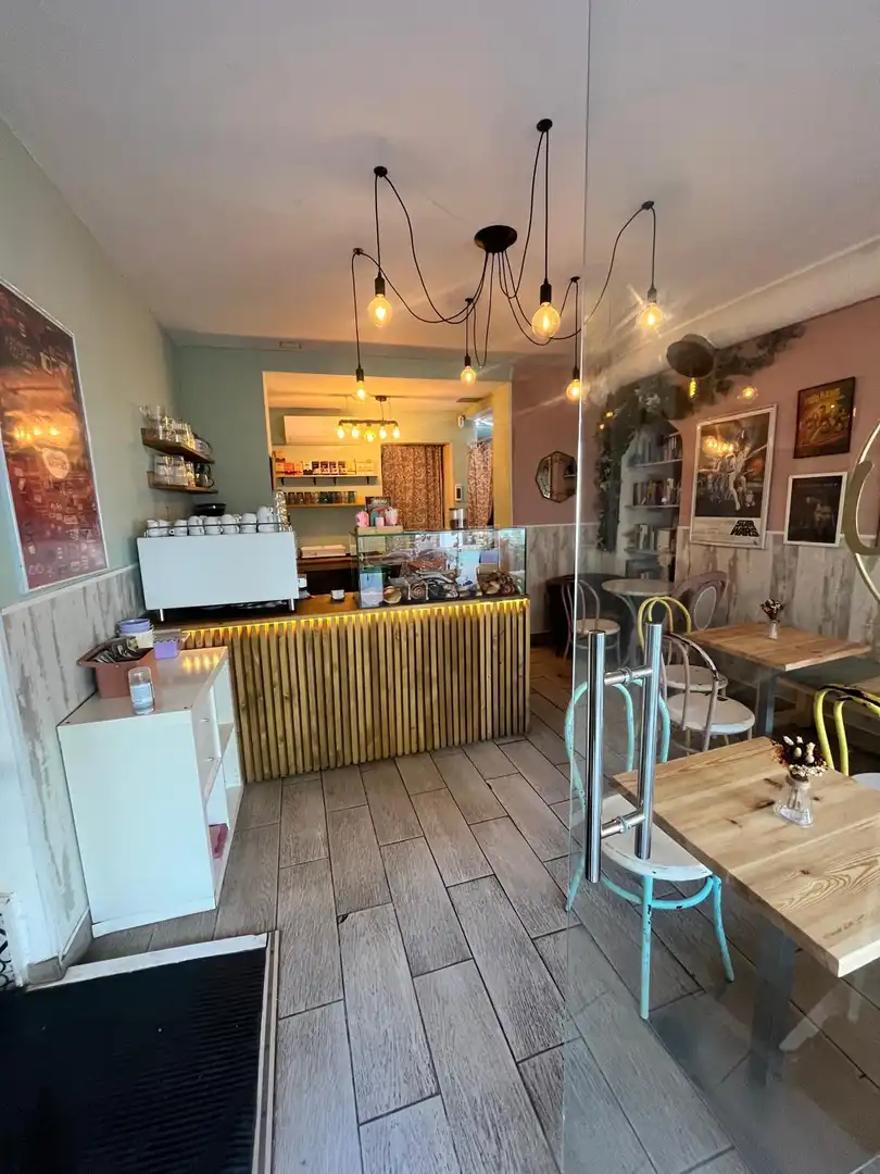 Cocina de Local en traspaso en El Vendrell con Aire acondicionado