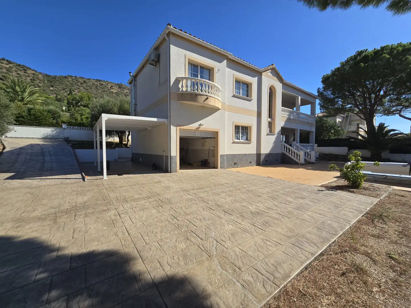 Exterior view of Houses for sale in Pau  with Air Conditioner, Heating and Private garden