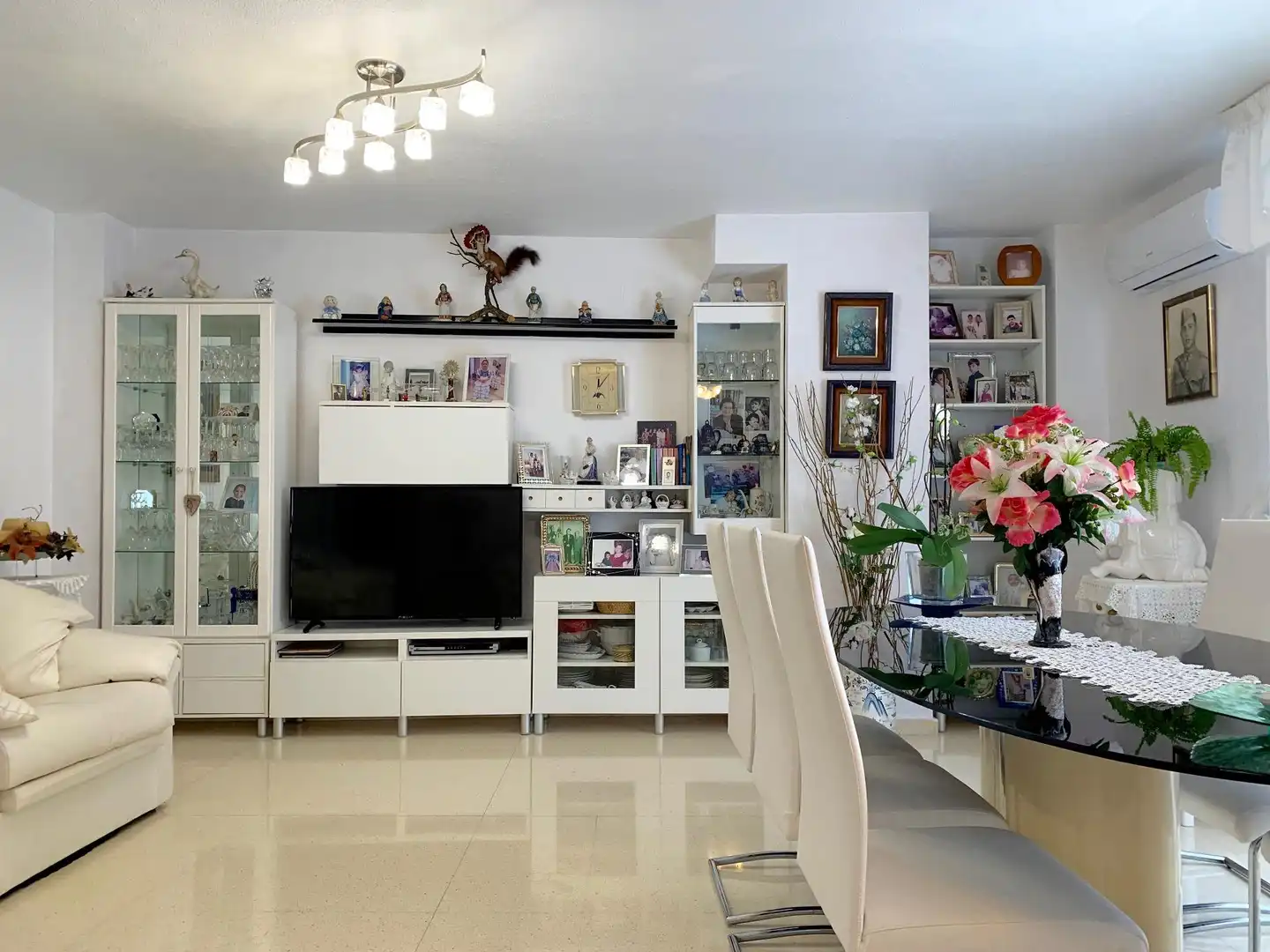 Wohnzimmer von Dachboden zum Verkauf in Benidorm mit Klimaanlage, Heizung und Terrasse