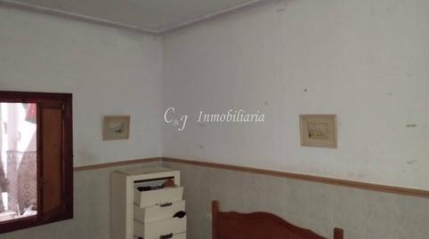Foto 3 de Casa o chalet en venta en Avenida de Abril - 9 de Octubre, Sagunto / Sagunt