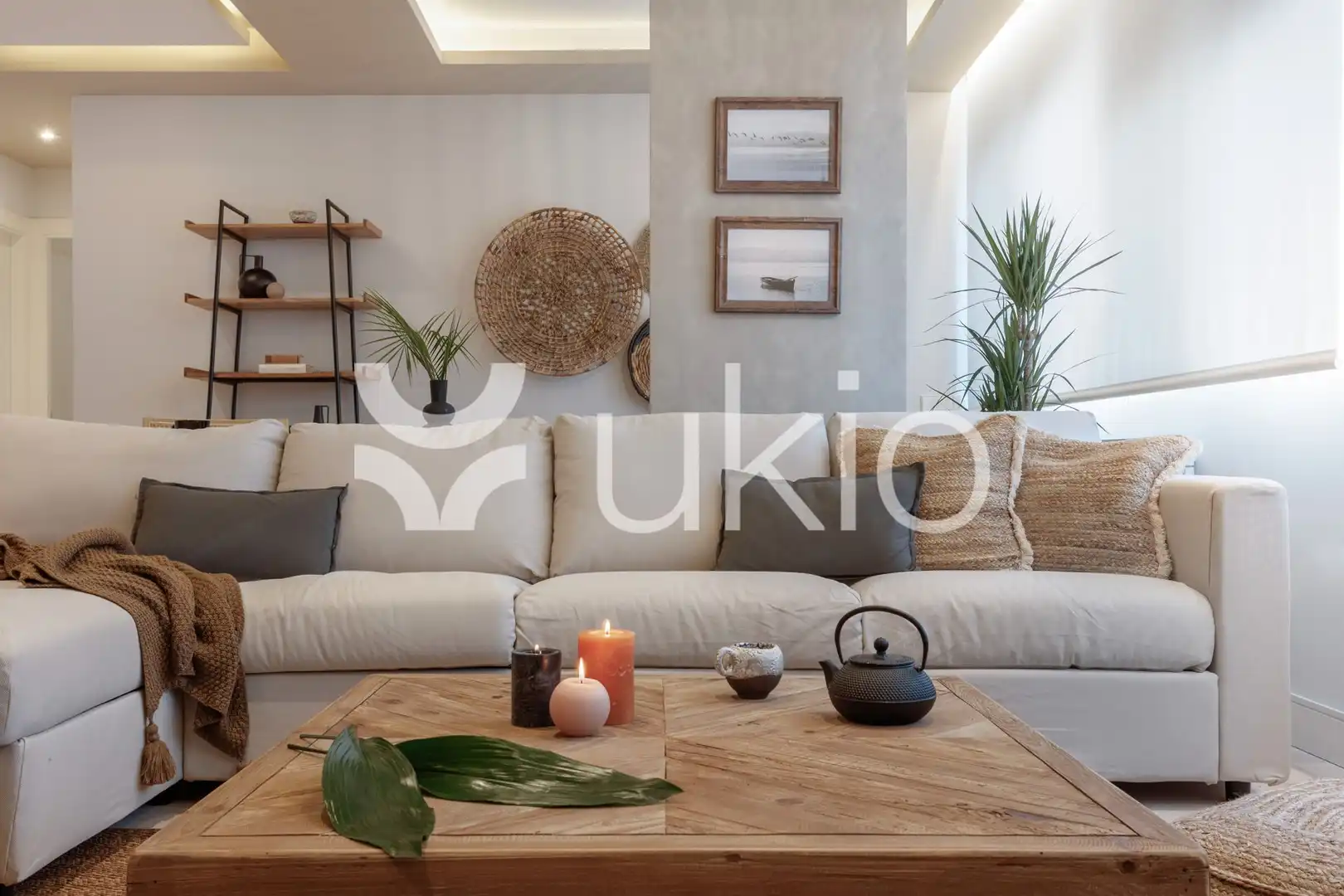 Sala d'estar de Apartament de lloguer en Madrid amb Aire condicionat, Calefacció i Moblat