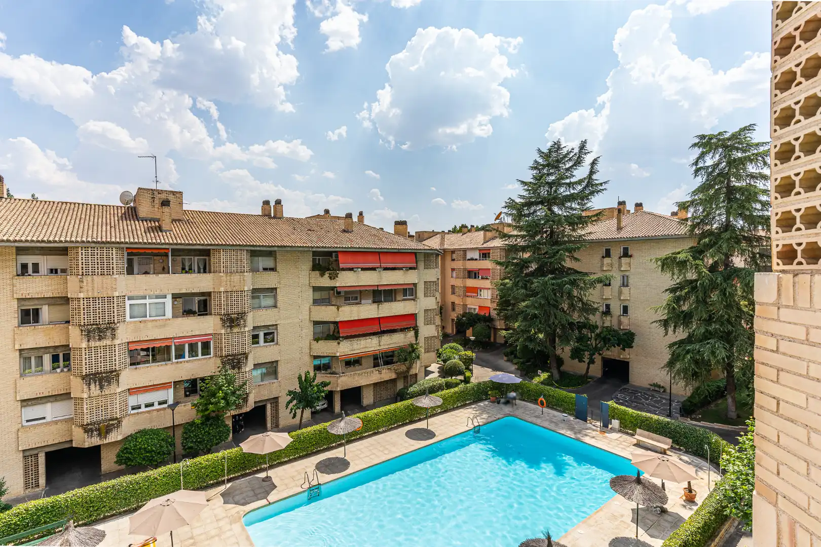 Piscina de Pis en venda en Majadahonda amb Calefacció i Piscina comunitària