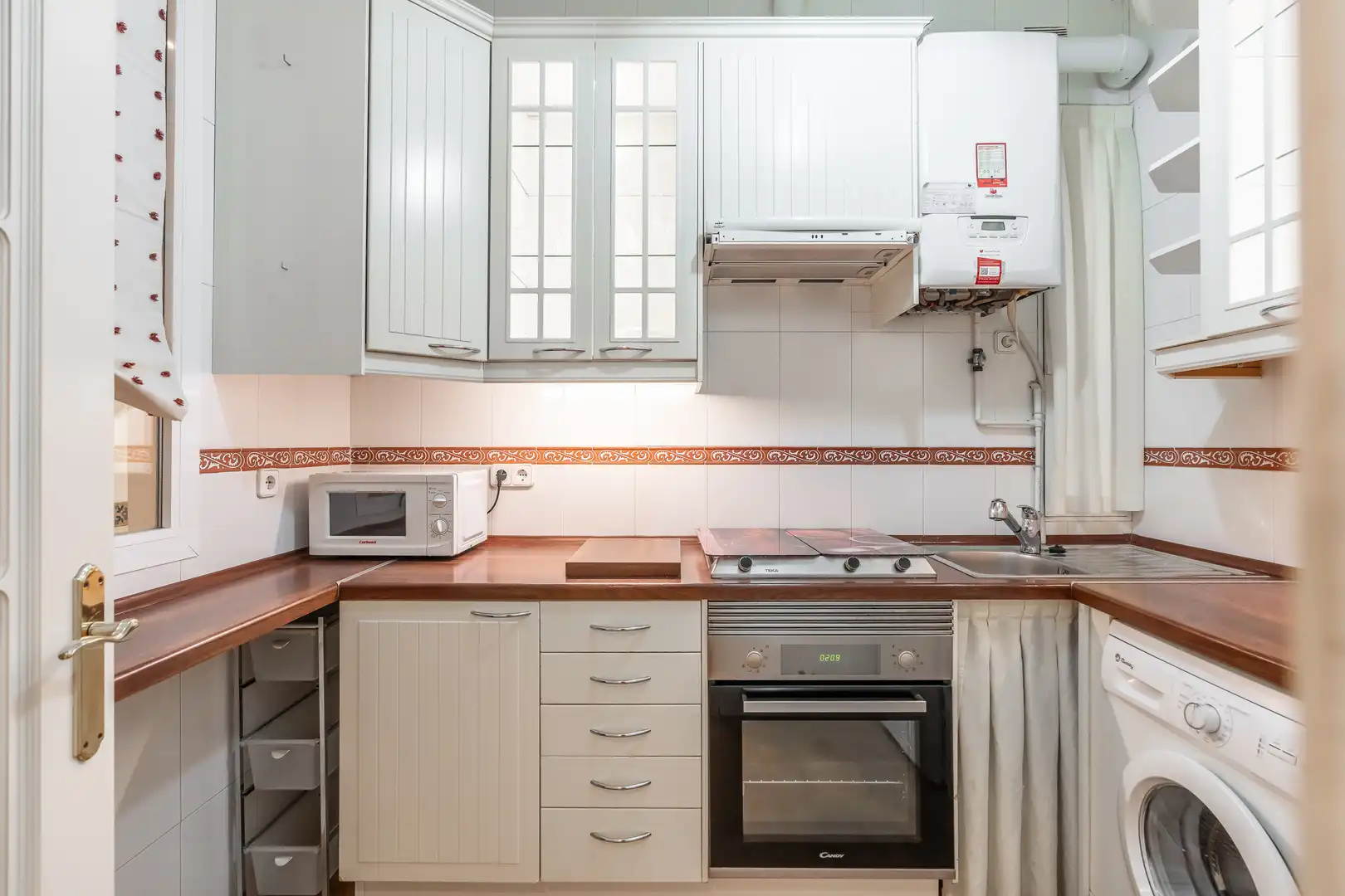 Küche von Wohnung zum Verkauf in Madrid mit Heizung