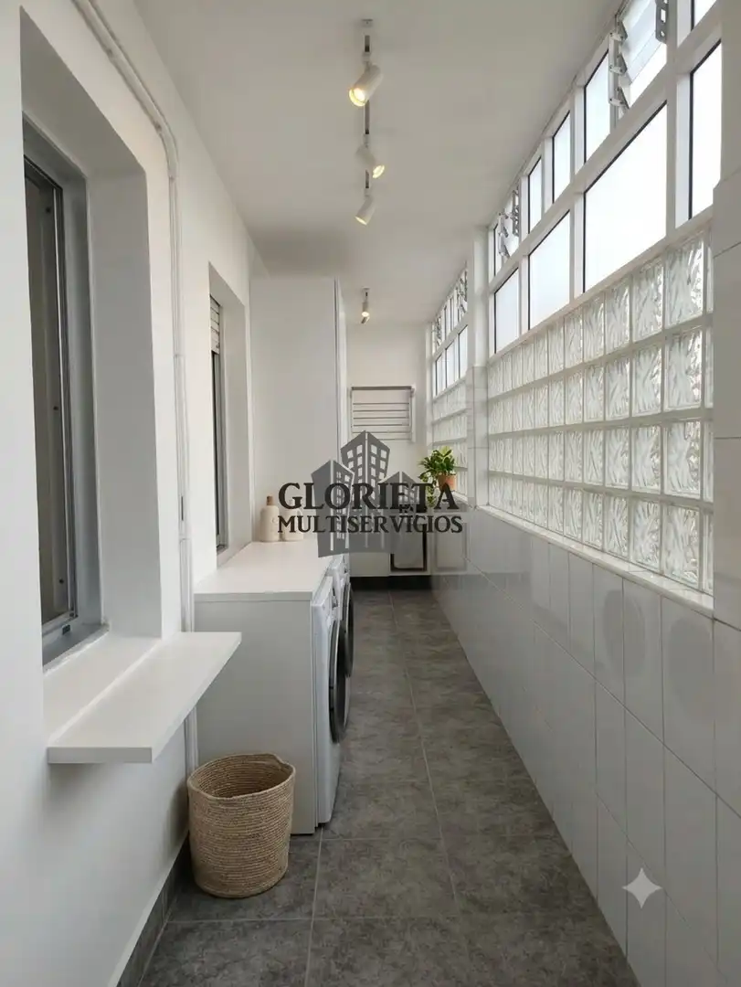 Piso en venta en Vigo  con Calefacción, Terraza y Trastero