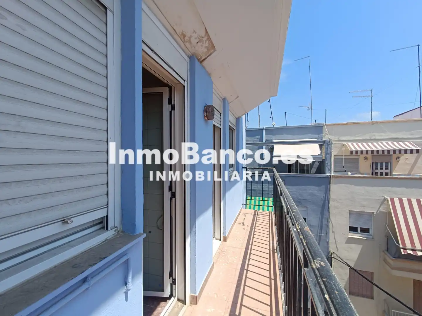 Piso con terraza en venta en Carrer de Santa Cecilia 2, imagen 16