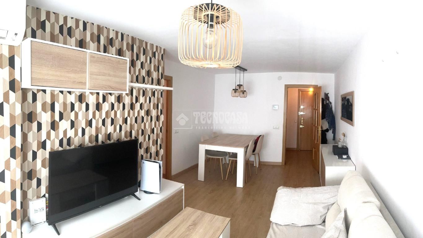Sala de estar de Piso en venta en Parla con Aire acondicionado, Calefacción y Amueblado
