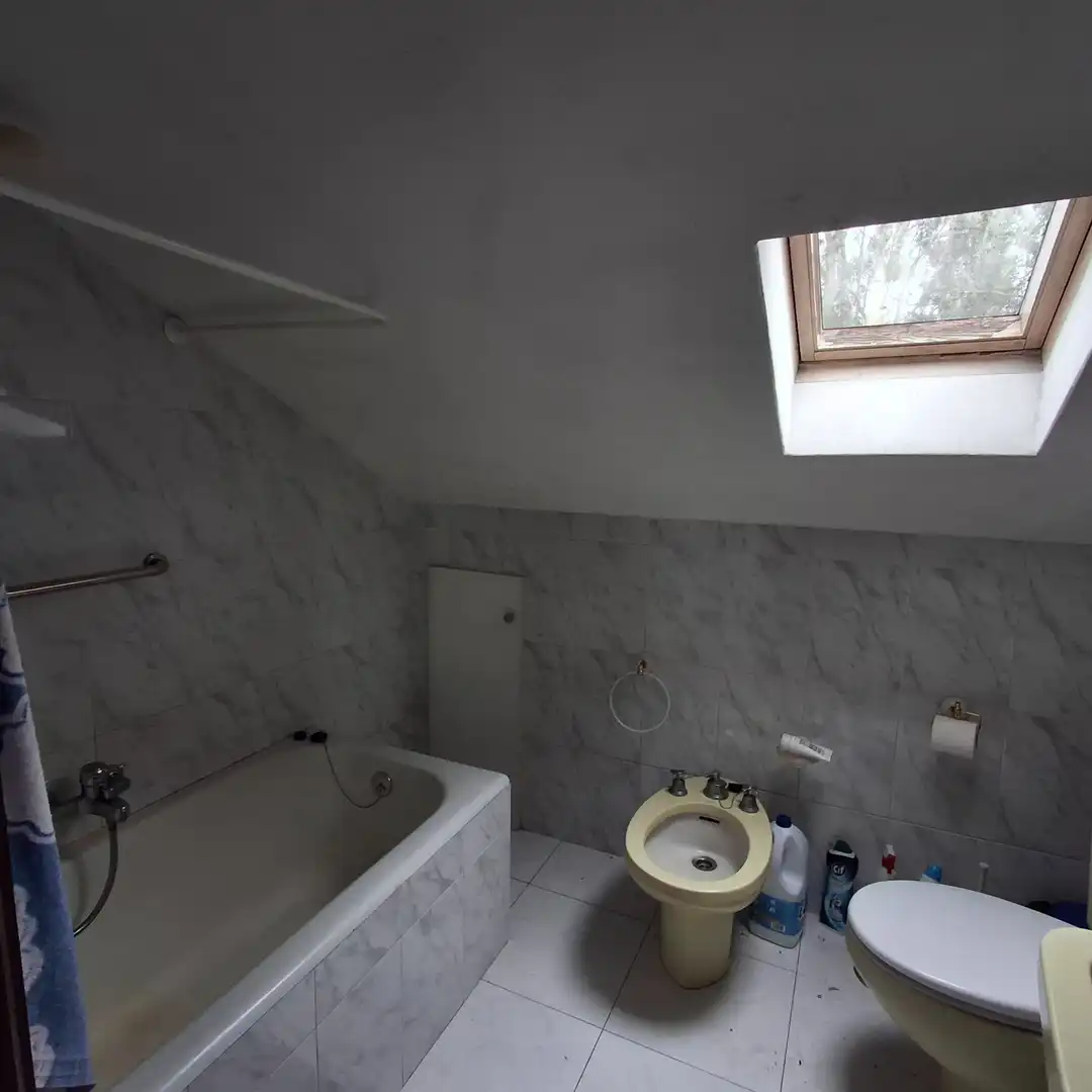 Bany de Casa o xalet en venda en Boiro amb Jardí privat, Terrassa i Traster