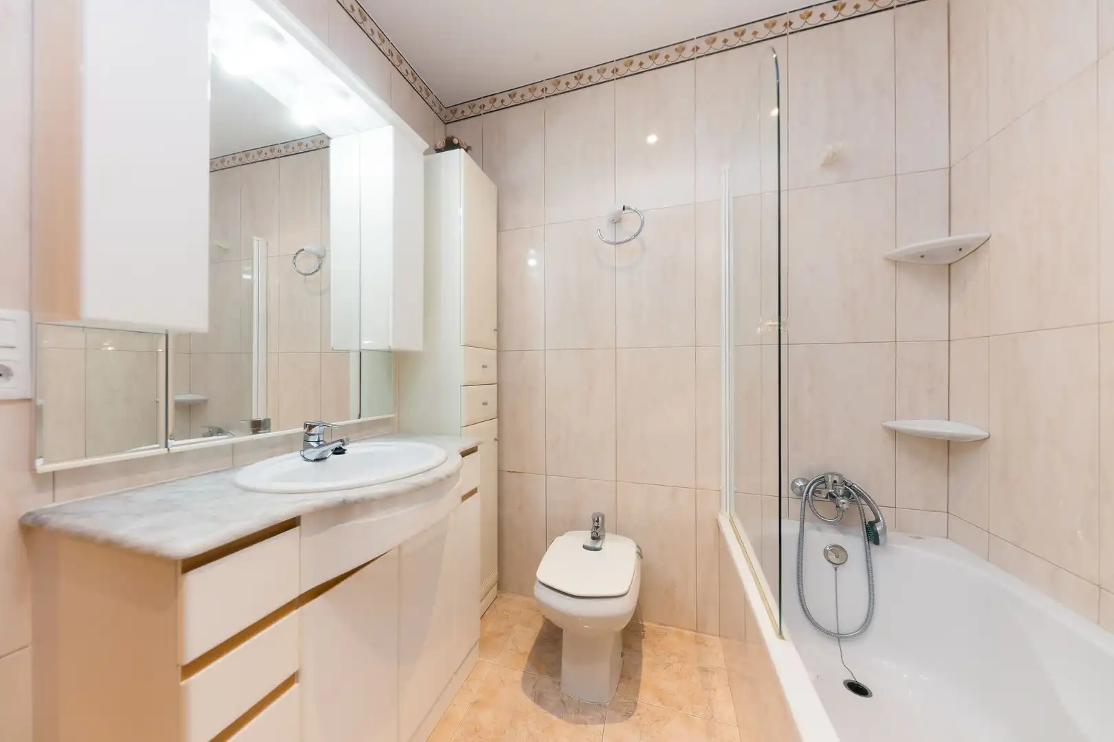 Bathroom of Buildings for sale in L'Ampolla