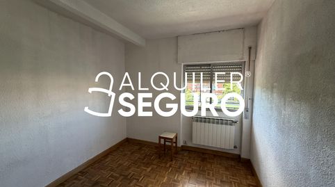 Foto 5 de Piso de alquiler en Villajoyosa, Los Rosales, Madrid Capital