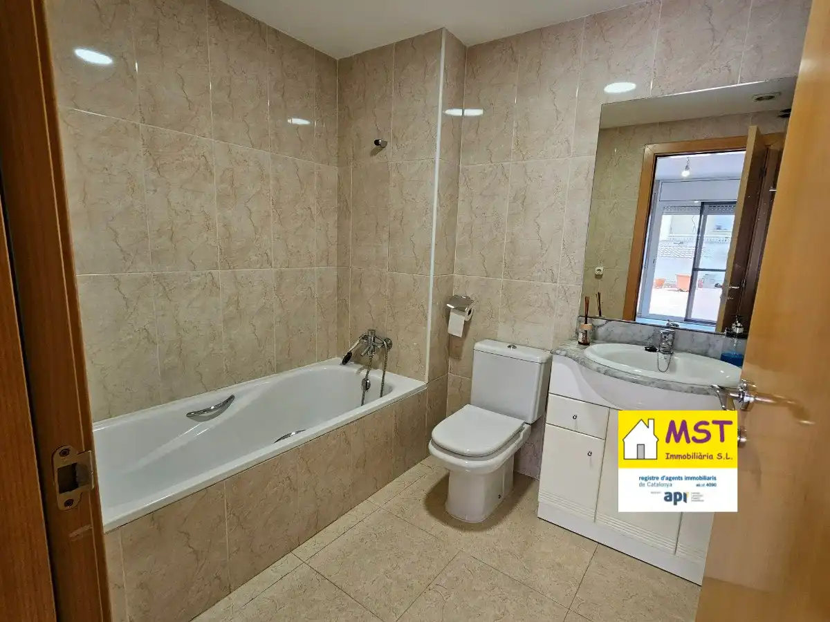 Bathroom of Flat for sale in Navàs  with Heating, Terrace and Balcony