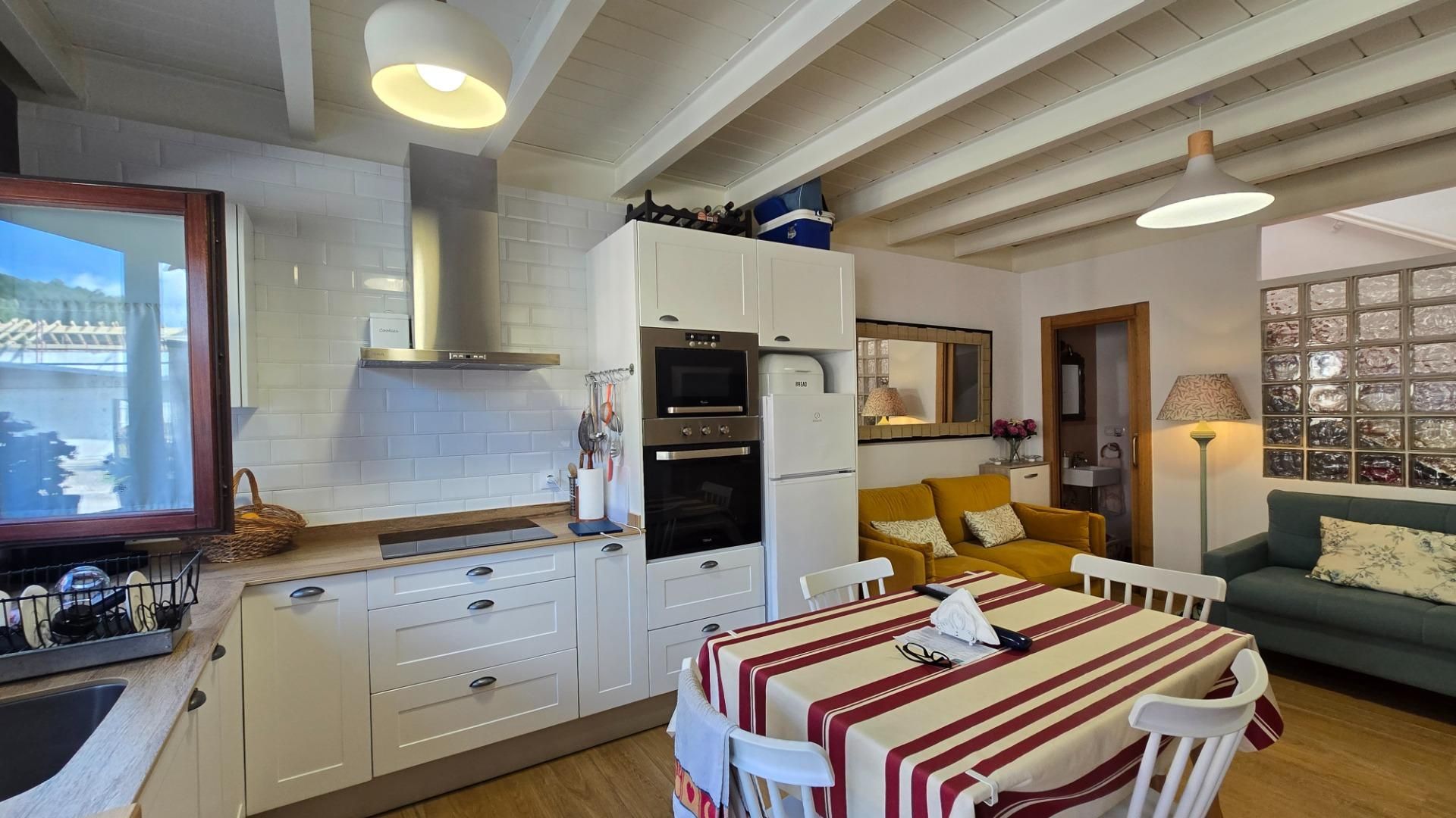Küche von Country house zum verkauf in Udías mit Terrasse, Balkon und Alarm