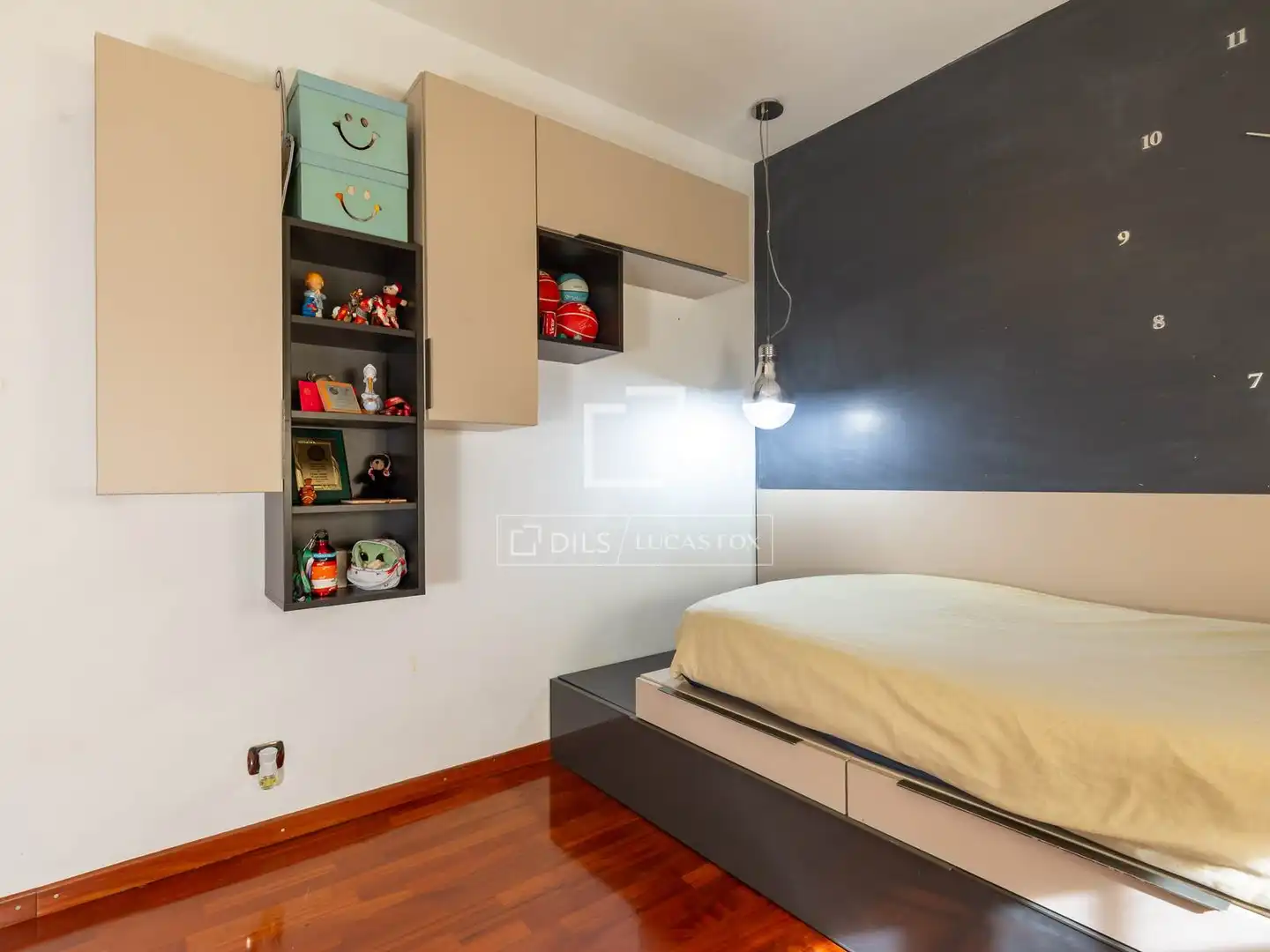 Bedroom of Flat for sale in Sant Joan Despí  with Air Conditioner