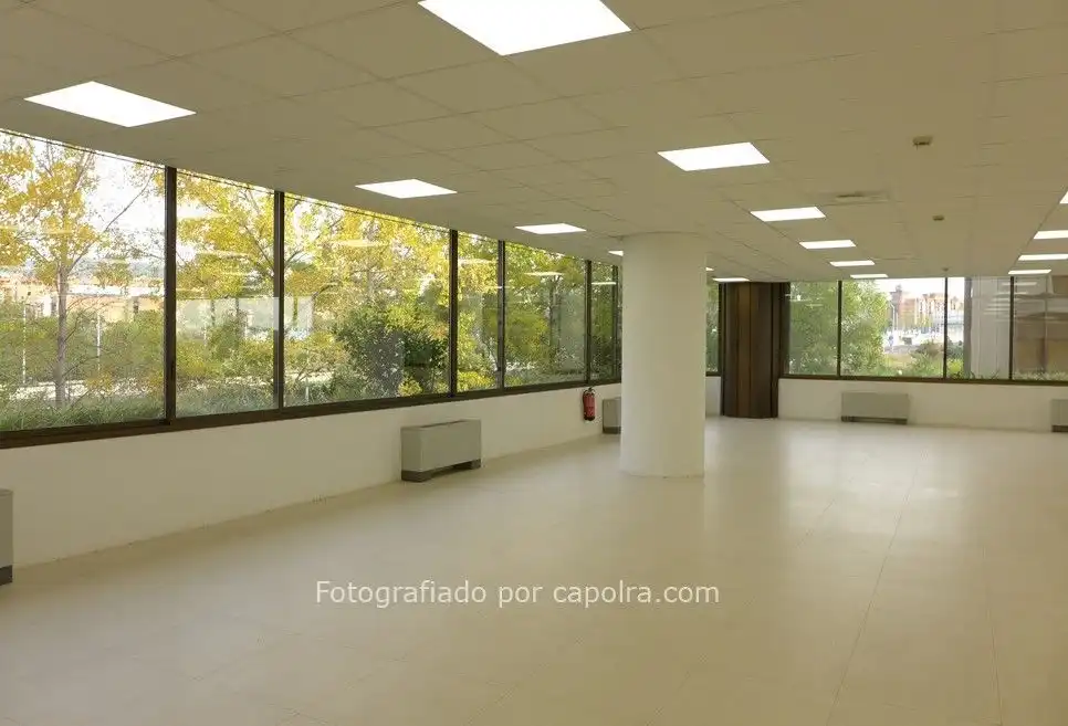 Oficina amb ascensor de lloguer a frederic mompou, imagen 4