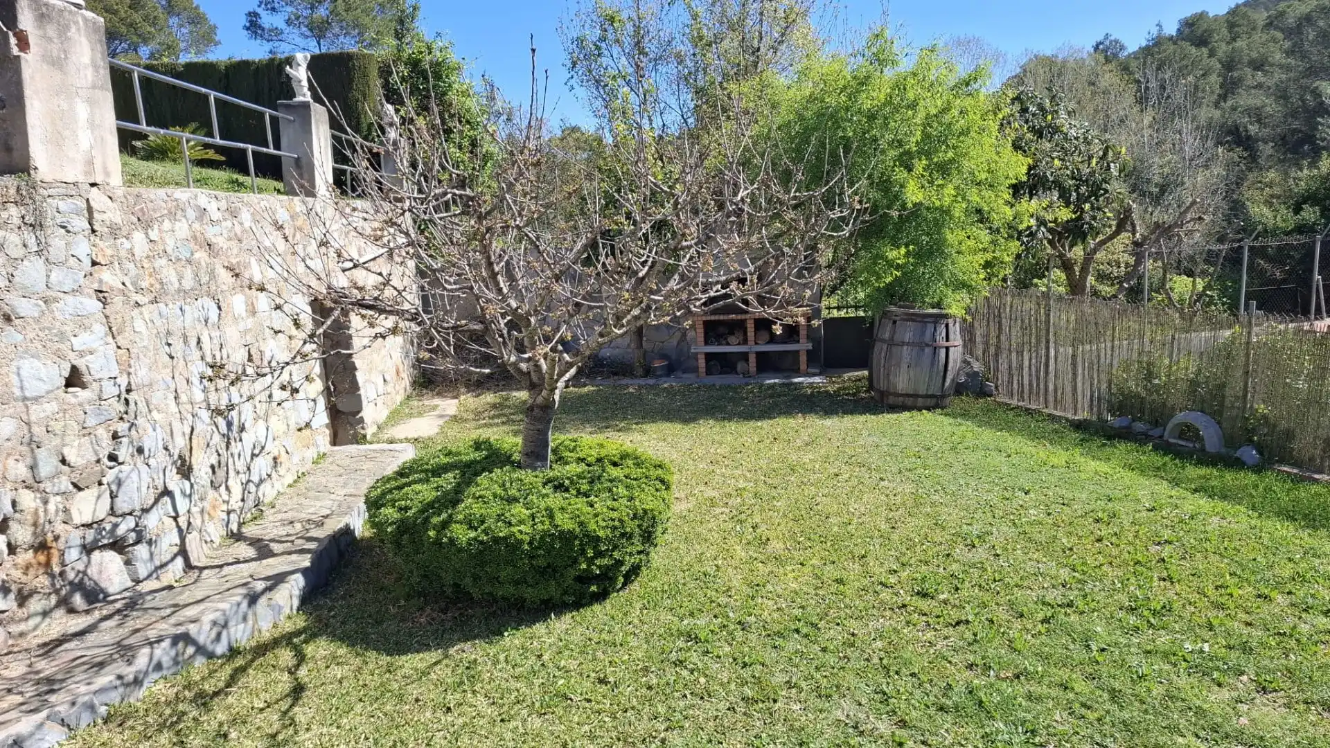 Jardí de Casa o xalet en venda en Cervelló amb Calefacció, Terrassa i Piscina