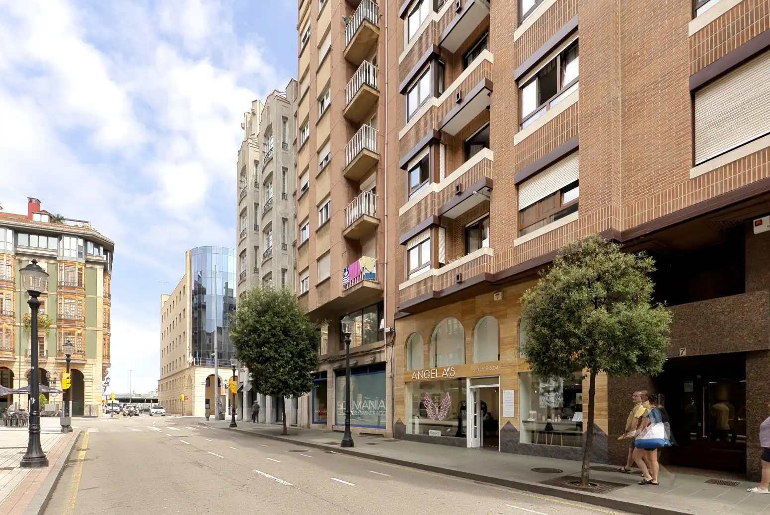 Vista exterior de Pis en venda en Gijón  amb Calefacció, Parquet i Traster