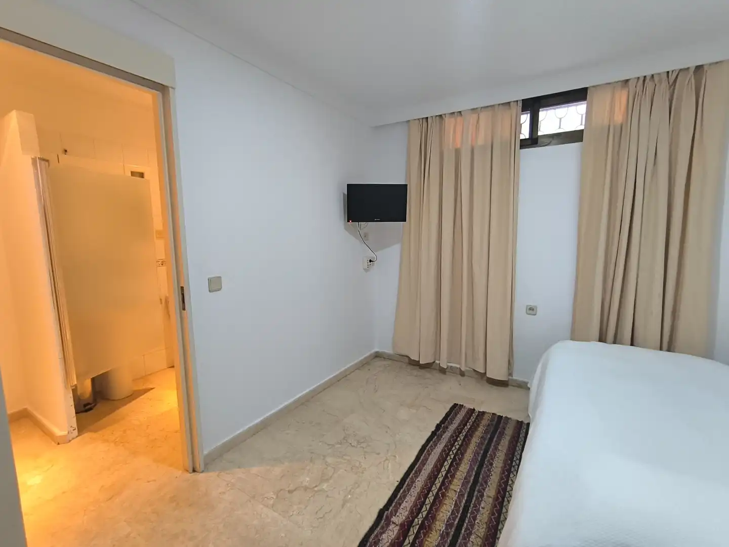 Casa con piscina en venta en Río Real - Los Monteros, imagen 44